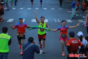 BƯỚC CHẠY CHÀO XUÂN THÀNH PHỐ QUẢNG NGÃI 2024 - Ảnh #1251411