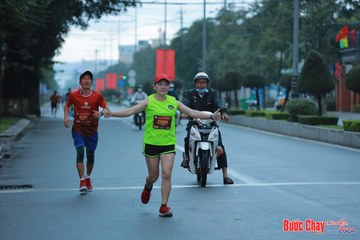 BƯỚC CHẠY CHÀO XUÂN THÀNH PHỐ QUẢNG NGÃI 2024 - Ảnh #1236983