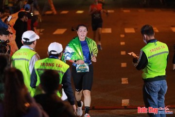 BƯỚC CHẠY CHÀO XUÂN THÀNH PHỐ QUẢNG NGÃI 2024 - Ảnh #1243661