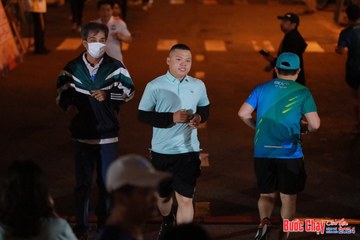 BƯỚC CHẠY CHÀO XUÂN THÀNH PHỐ QUẢNG NGÃI 2024 - Ảnh #1240073