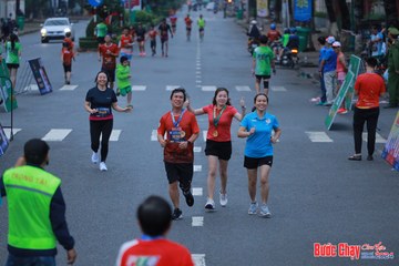 BƯỚC CHẠY CHÀO XUÂN THÀNH PHỐ QUẢNG NGÃI 2024 - Ảnh #1251862