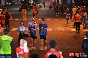 BƯỚC CHẠY CHÀO XUÂN THÀNH PHỐ QUẢNG NGÃI 2024 - Ảnh #1249205