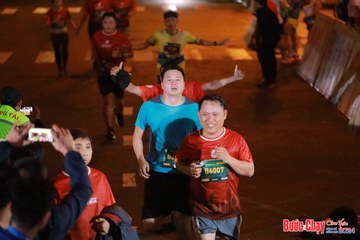 BƯỚC CHẠY CHÀO XUÂN THÀNH PHỐ QUẢNG NGÃI 2024 - Ảnh #1246727