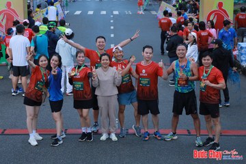 BƯỚC CHẠY CHÀO XUÂN THÀNH PHỐ QUẢNG NGÃI 2024 - Ảnh #1251686