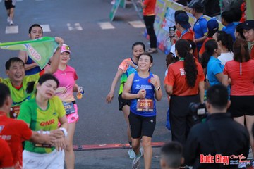 BƯỚC CHẠY CHÀO XUÂN THÀNH PHỐ QUẢNG NGÃI 2024 - Ảnh #1250938