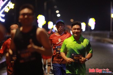 BƯỚC CHẠY CHÀO XUÂN THÀNH PHỐ QUẢNG NGÃI 2024 - Ảnh #1231517