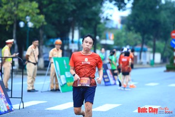 BƯỚC CHẠY CHÀO XUÂN THÀNH PHỐ QUẢNG NGÃI 2024 - Ảnh #1229752