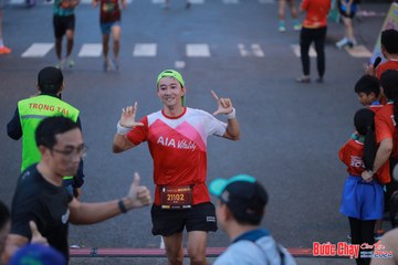 BƯỚC CHẠY CHÀO XUÂN THÀNH PHỐ QUẢNG NGÃI 2024 - Ảnh #1251100