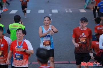BƯỚC CHẠY CHÀO XUÂN THÀNH PHỐ QUẢNG NGÃI 2024 - Ảnh #1251068