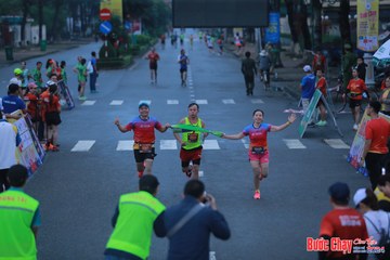 BƯỚC CHẠY CHÀO XUÂN THÀNH PHỐ QUẢNG NGÃI 2024 - Ảnh #1220732