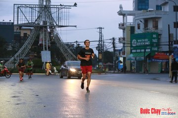 BƯỚC CHẠY CHÀO XUÂN THÀNH PHỐ QUẢNG NGÃI 2024 - Ảnh #1230297