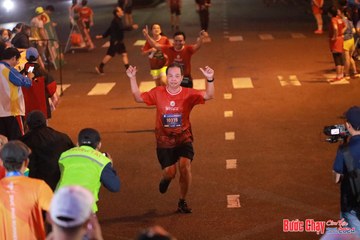BƯỚC CHẠY CHÀO XUÂN THÀNH PHỐ QUẢNG NGÃI 2024 - Ảnh #1249083