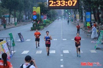 BƯỚC CHẠY CHÀO XUÂN THÀNH PHỐ QUẢNG NGÃI 2024 - Ảnh #1252162