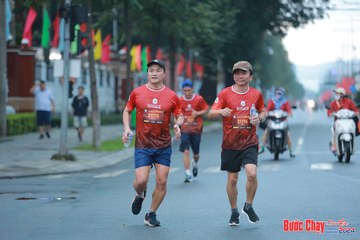 BƯỚC CHẠY CHÀO XUÂN THÀNH PHỐ QUẢNG NGÃI 2024 - Ảnh #1237068