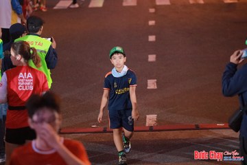 BƯỚC CHẠY CHÀO XUÂN THÀNH PHỐ QUẢNG NGÃI 2024 - Ảnh #1249522