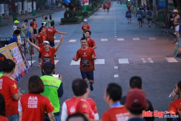 BƯỚC CHẠY CHÀO XUÂN THÀNH PHỐ QUẢNG NGÃI 2024 - Ảnh #1250452