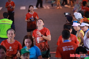 BƯỚC CHẠY CHÀO XUÂN THÀNH PHỐ QUẢNG NGÃI 2024 - Ảnh #1250035