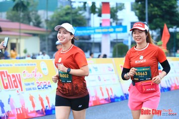 BƯỚC CHẠY CHÀO XUÂN THÀNH PHỐ QUẢNG NGÃI 2024 - Ảnh #1232086