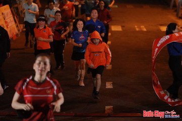 BƯỚC CHẠY CHÀO XUÂN THÀNH PHỐ QUẢNG NGÃI 2024 - Ảnh #1239946