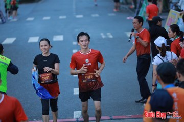 BƯỚC CHẠY CHÀO XUÂN THÀNH PHỐ QUẢNG NGÃI 2024 - Ảnh #1251247