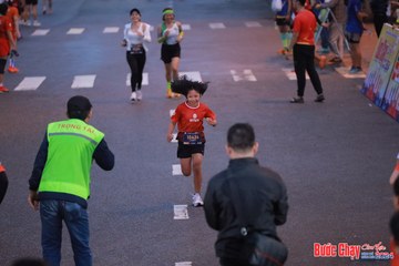 BƯỚC CHẠY CHÀO XUÂN THÀNH PHỐ QUẢNG NGÃI 2024 - Ảnh #1250267