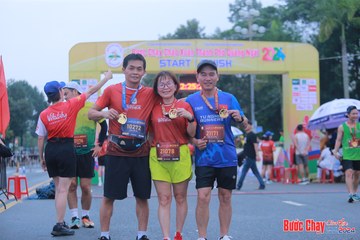 BƯỚC CHẠY CHÀO XUÂN THÀNH PHỐ QUẢNG NGÃI 2024 - Ảnh #1221667