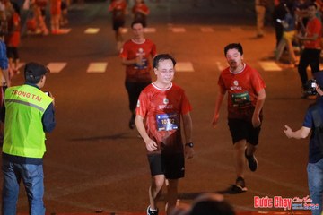 BƯỚC CHẠY CHÀO XUÂN THÀNH PHỐ QUẢNG NGÃI 2024 - Ảnh #1249138