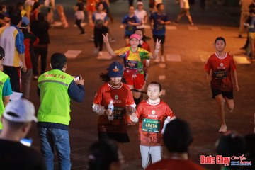 BƯỚC CHẠY CHÀO XUÂN THÀNH PHỐ QUẢNG NGÃI 2024 - Ảnh #1249190