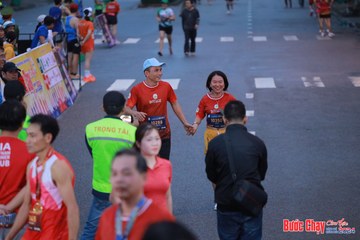 BƯỚC CHẠY CHÀO XUÂN THÀNH PHỐ QUẢNG NGÃI 2024 - Ảnh #1250575