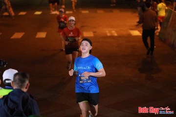 BƯỚC CHẠY CHÀO XUÂN THÀNH PHỐ QUẢNG NGÃI 2024 - Ảnh #1245131