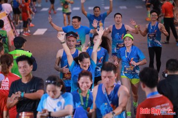 BƯỚC CHẠY CHÀO XUÂN THÀNH PHỐ QUẢNG NGÃI 2024 - Ảnh #1250244