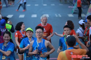 BƯỚC CHẠY CHÀO XUÂN THÀNH PHỐ QUẢNG NGÃI 2024 - Ảnh #1251319