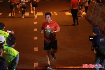 BƯỚC CHẠY CHÀO XUÂN THÀNH PHỐ QUẢNG NGÃI 2024 - Ảnh #1247180