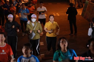 BƯỚC CHẠY CHÀO XUÂN THÀNH PHỐ QUẢNG NGÃI 2024 - Ảnh #1240161