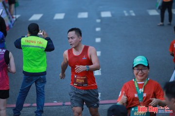 BƯỚC CHẠY CHÀO XUÂN THÀNH PHỐ QUẢNG NGÃI 2024 - Ảnh #1251150