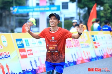 BƯỚC CHẠY CHÀO XUÂN THÀNH PHỐ QUẢNG NGÃI 2024 - Ảnh #1231169