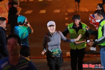 BƯỚC CHẠY CHÀO XUÂN THÀNH PHỐ QUẢNG NGÃI 2024 - Ảnh #1242752