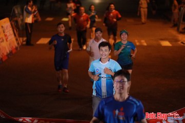 BƯỚC CHẠY CHÀO XUÂN THÀNH PHỐ QUẢNG NGÃI 2024 - Ảnh #1239327