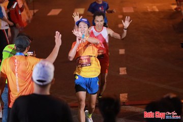 BƯỚC CHẠY CHÀO XUÂN THÀNH PHỐ QUẢNG NGÃI 2024 - Ảnh #1249056