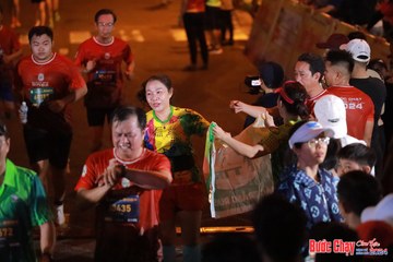 BƯỚC CHẠY CHÀO XUÂN THÀNH PHỐ QUẢNG NGÃI 2024 - Ảnh #1248180