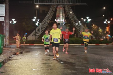 BƯỚC CHẠY CHÀO XUÂN THÀNH PHỐ QUẢNG NGÃI 2024 - Ảnh #1229308