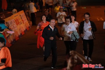 BƯỚC CHẠY CHÀO XUÂN THÀNH PHỐ QUẢNG NGÃI 2024 - Ảnh #1240318