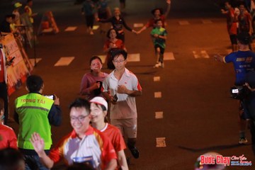 BƯỚC CHẠY CHÀO XUÂN THÀNH PHỐ QUẢNG NGÃI 2024 - Ảnh #1248978