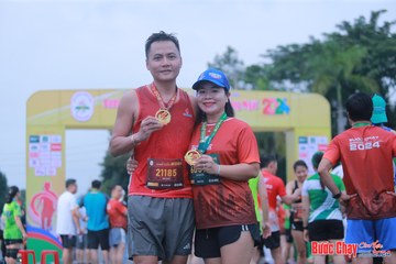 BƯỚC CHẠY CHÀO XUÂN THÀNH PHỐ QUẢNG NGÃI 2024 - Ảnh #1221219