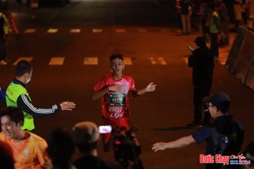 BƯỚC CHẠY CHÀO XUÂN THÀNH PHỐ QUẢNG NGÃI 2024 - Ảnh #1240812