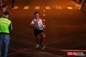 BƯỚC CHẠY CHÀO XUÂN THÀNH PHỐ QUẢNG NGÃI 2024 - Ảnh #1240993