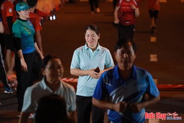 BƯỚC CHẠY CHÀO XUÂN THÀNH PHỐ QUẢNG NGÃI 2024 - Ảnh #1239937