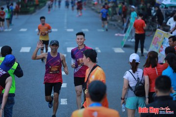BƯỚC CHẠY CHÀO XUÂN THÀNH PHỐ QUẢNG NGÃI 2024 - Ảnh #1251270