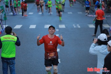 BƯỚC CHẠY CHÀO XUÂN THÀNH PHỐ QUẢNG NGÃI 2024 - Ảnh #1251717
