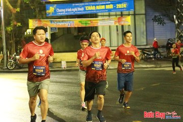 BƯỚC CHẠY CHÀO XUÂN THÀNH PHỐ QUẢNG NGÃI 2024 - Ảnh #1222844